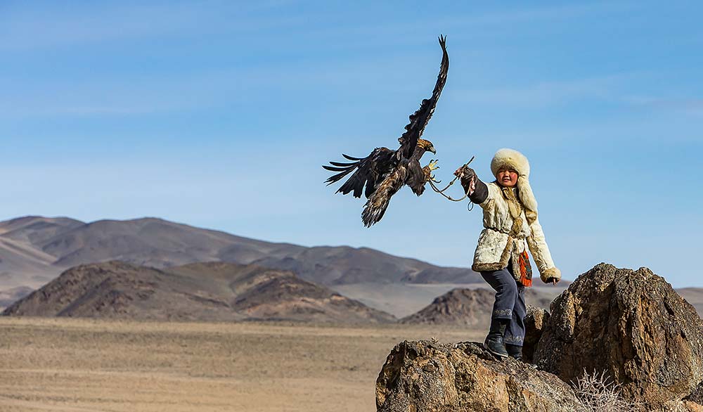 Rosamund Macfarlane, Eagle Huntress Receiving– Altai Mountains, Mongolia